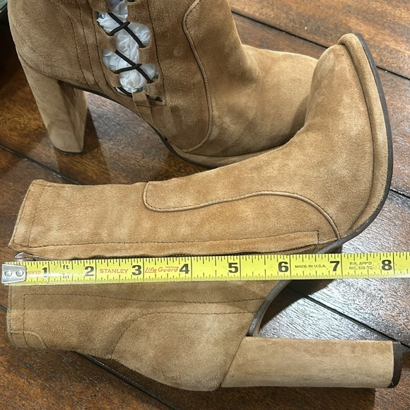 Free People Marietta Tan Suede Bootie/Cut Out Side/Elastic detail/ 1/2” Platform - Picture 7 of 12